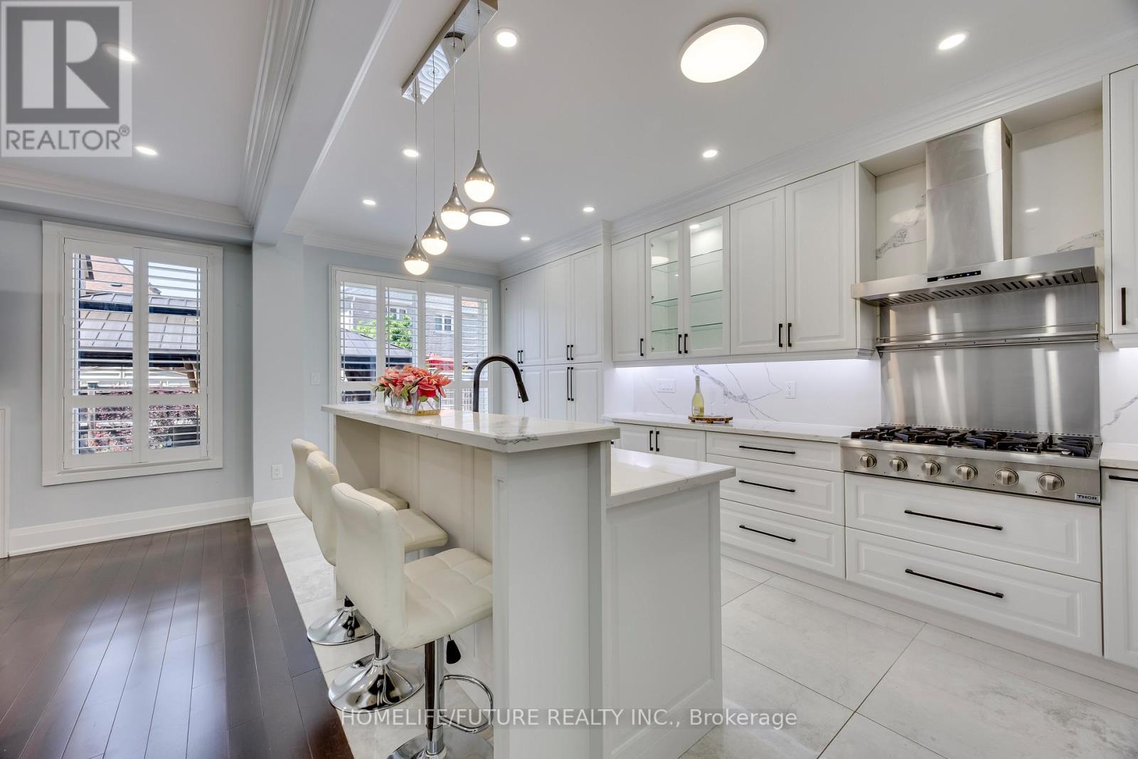 3081 Mission Hill Drive, Mississauga, Ontario  L5M 0B8 - Photo 14 - W13238834