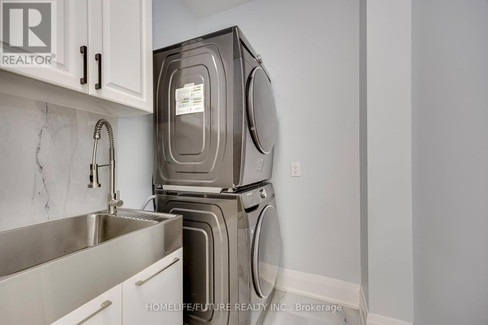 3081 Mission Hill Drive, Mississauga, Ontario  L5M 0B8 - Photo 20 - W13238834