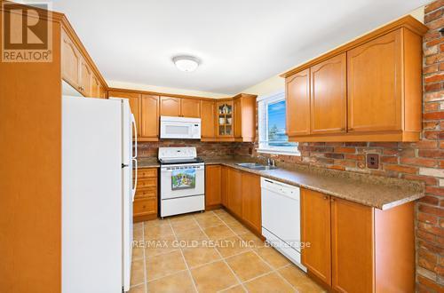 60 Gondola Crescent, Brampton, Ontario  L6S 1W6 - Photo 14 - W13238848
