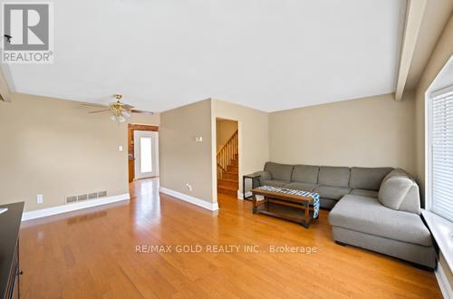 60 Gondola Crescent, Brampton, Ontario  L6S 1W6 - Photo 18 - W13238848