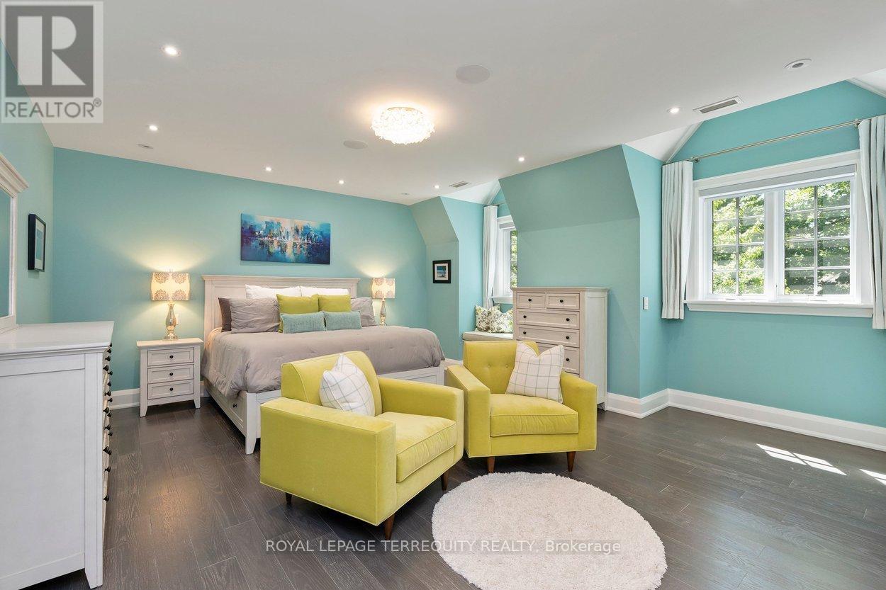 101 Chestnut Hills Parkway, Toronto, Ontario  M9A 3R4 - Photo 25 - W13238852
