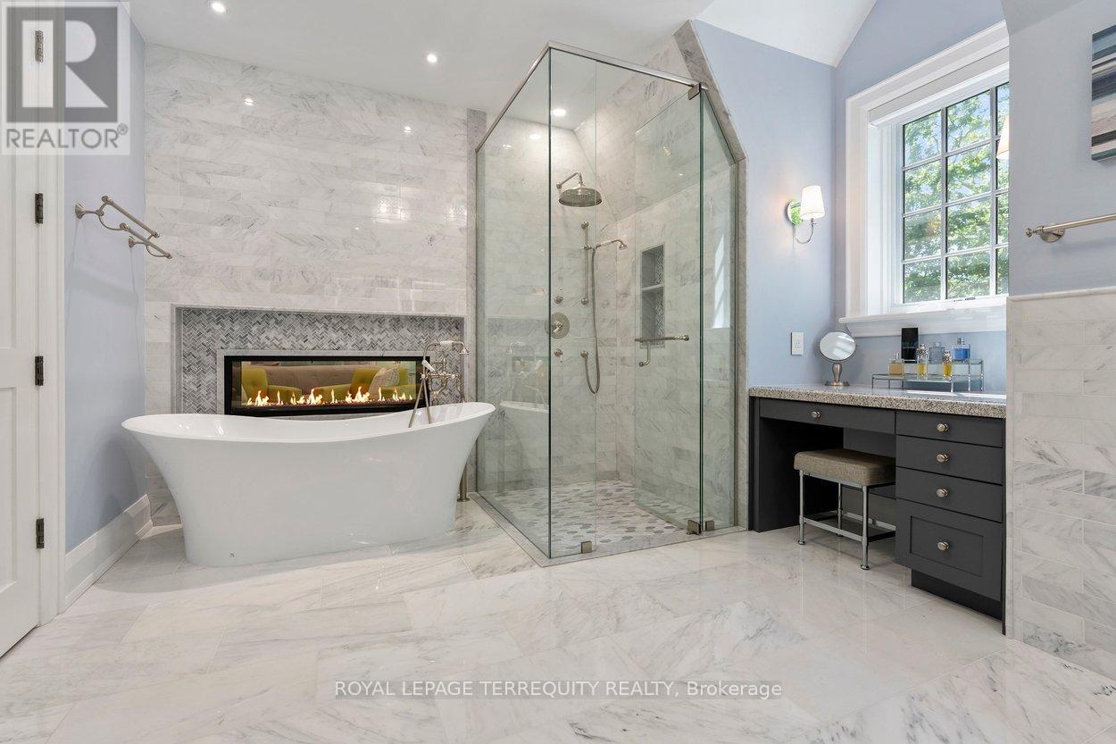 101 Chestnut Hills Parkway, Toronto, Ontario  M9A 3R4 - Photo 27 - W13238852