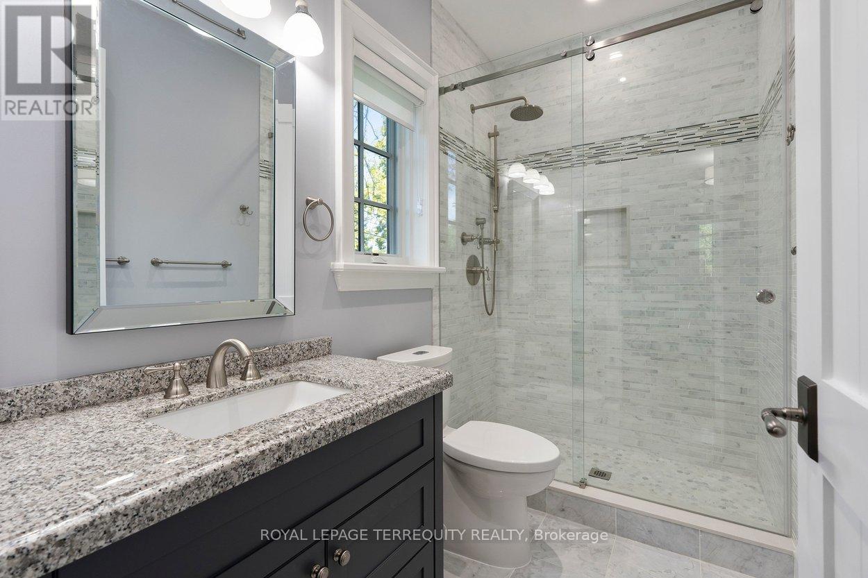 101 Chestnut Hills Parkway, Toronto, Ontario  M9A 3R4 - Photo 32 - W13238852