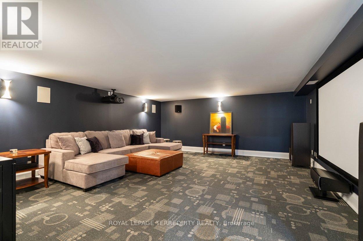 101 Chestnut Hills Parkway, Toronto, Ontario  M9A 3R4 - Photo 38 - W13238852