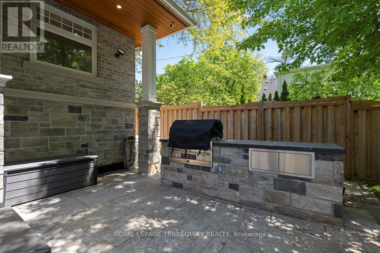 101 Chestnut Hills Parkway, Toronto, Ontario  M9A 3R4 - Photo 40 - W13238852