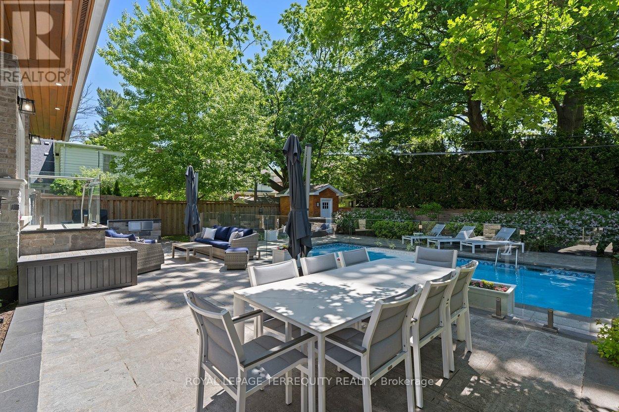101 Chestnut Hills Parkway, Toronto, Ontario  M9A 3R4 - Photo 43 - W13238852