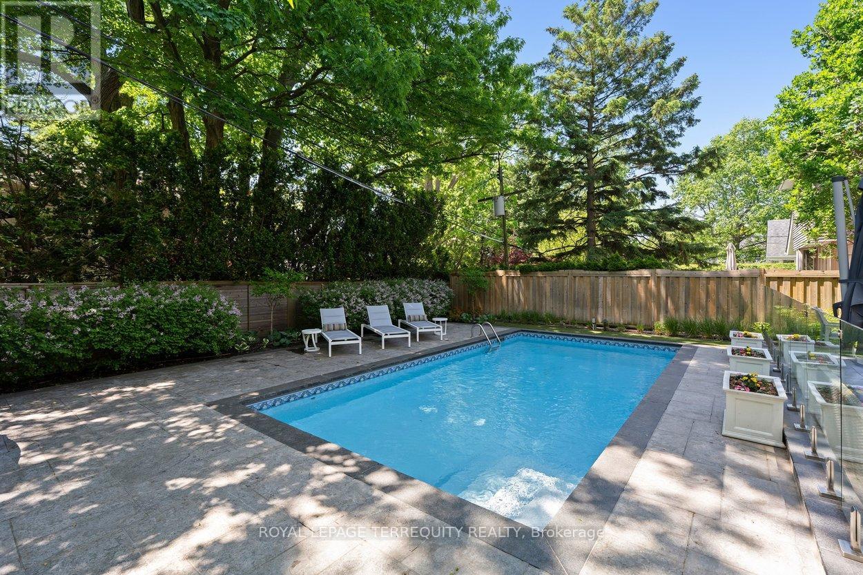 101 Chestnut Hills Parkway, Toronto, Ontario  M9A 3R4 - Photo 45 - W13238852