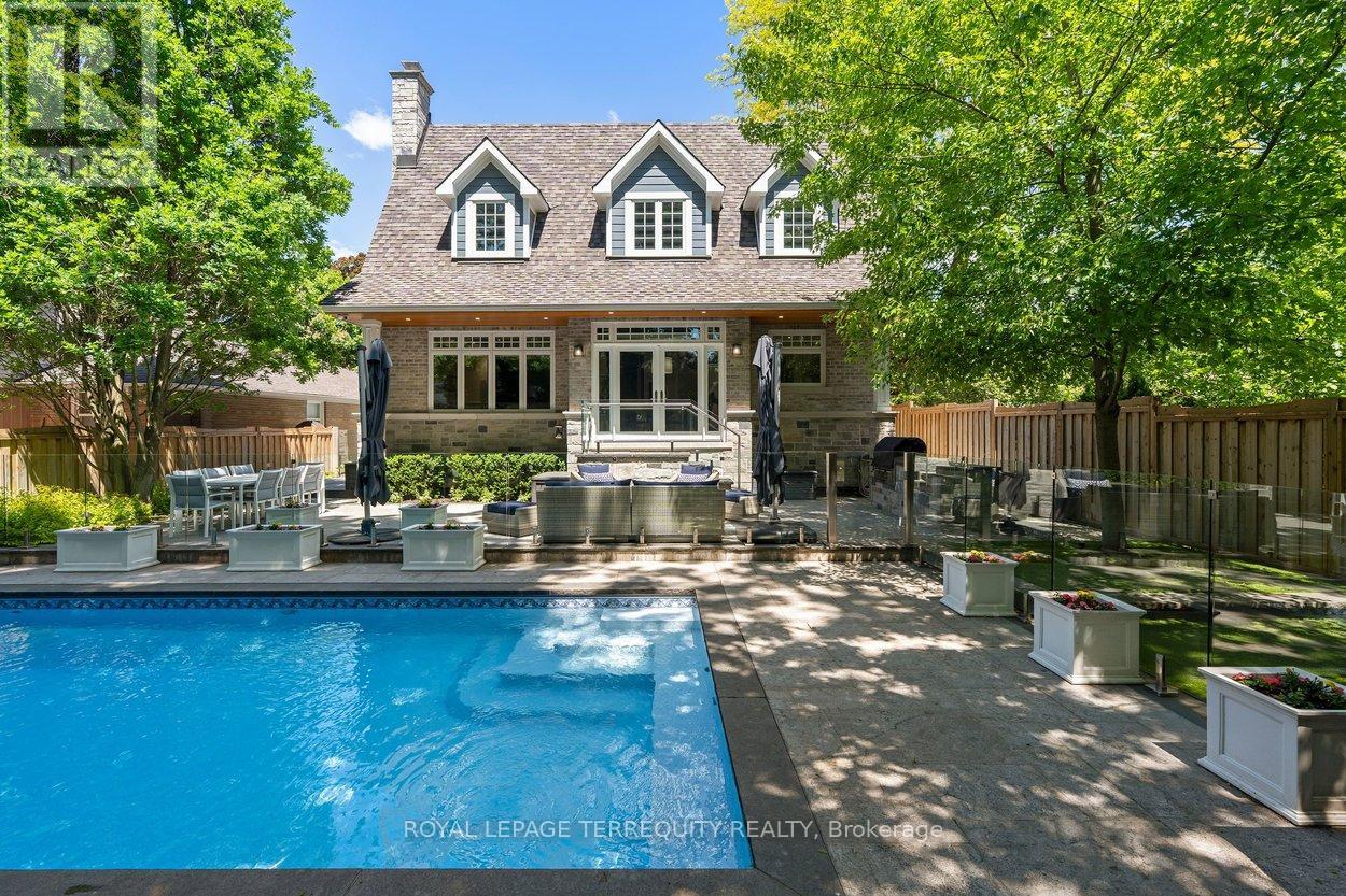 101 Chestnut Hills Parkway, Toronto, Ontario  M9A 3R4 - Photo 47 - W13238852