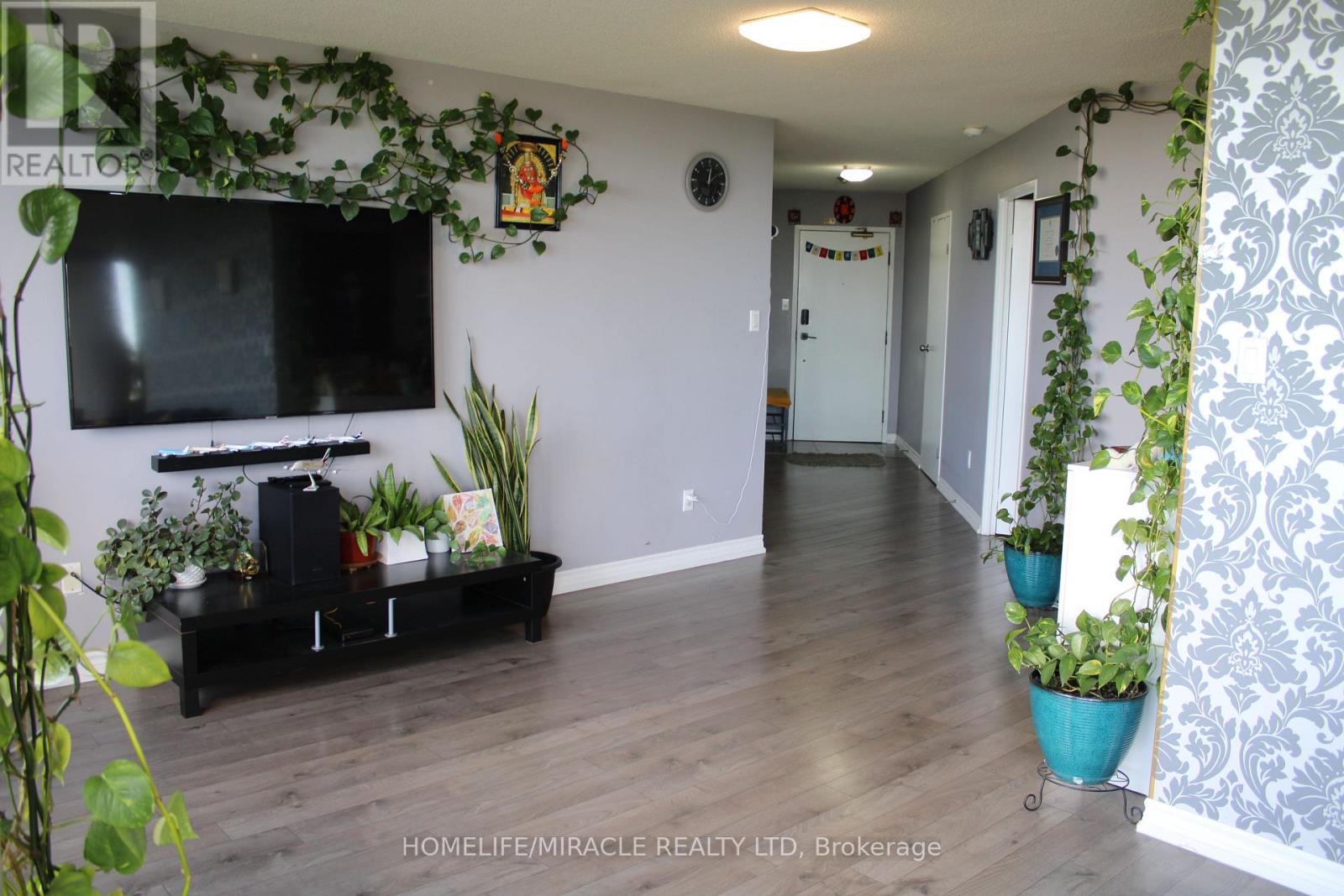 1211 - 3 Rowntree Road, Toronto, Ontario  M9V 5G8 - Photo 2 - W13238912