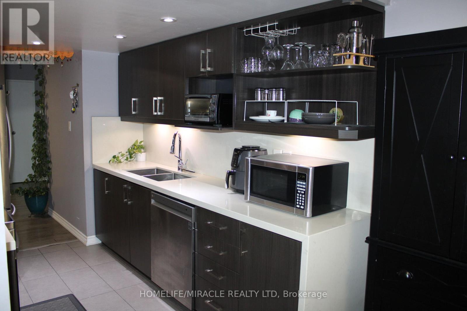 1211 - 3 Rowntree Road, Toronto, Ontario  M9V 5G8 - Photo 9 - W13238912