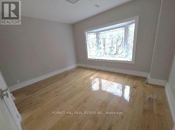17 Kennedy Park Road, Toronto, Ontario  M6P 3H2 - Photo 5 - W13238948