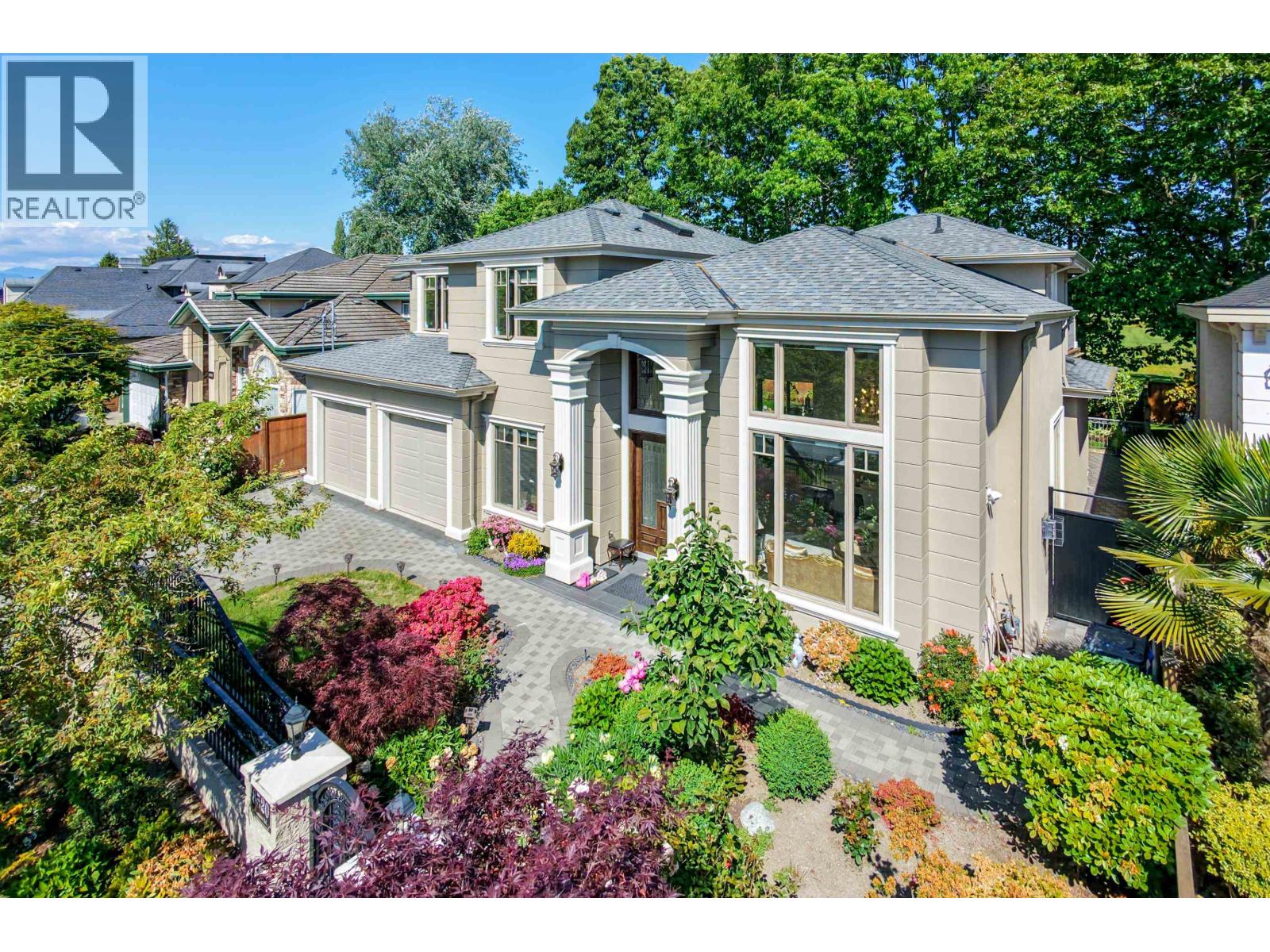 8520 Elsmore Road, Richmond, British Columbia  V7C 2A1 - Photo 2 - R3131421