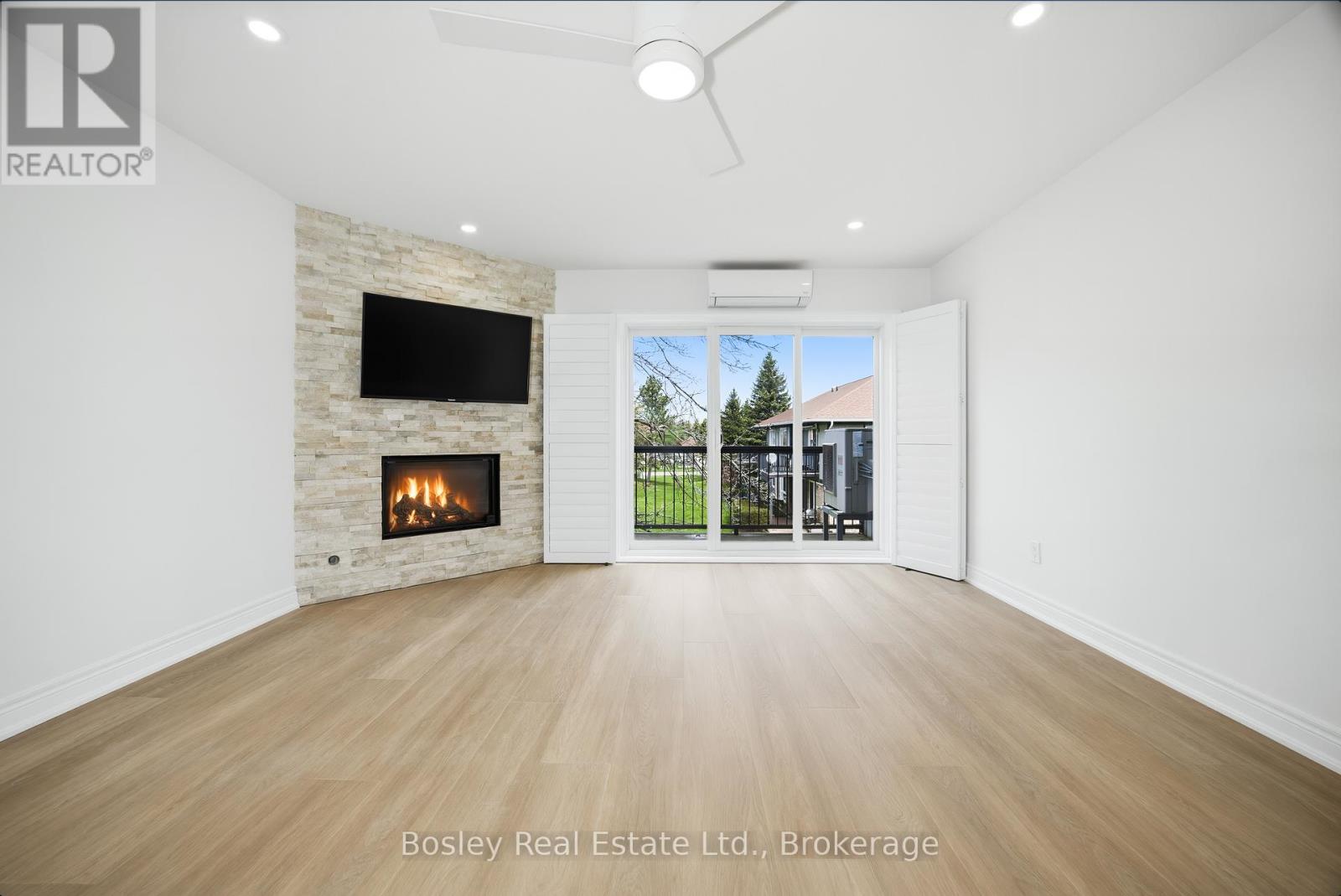 348 Mariners Way, Collingwood, Ontario  L9Y 5C7 - Photo 4 - S13239436