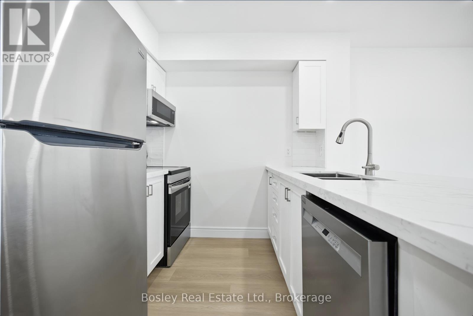 348 Mariners Way, Collingwood, Ontario  L9Y 5C7 - Photo 9 - S13239436