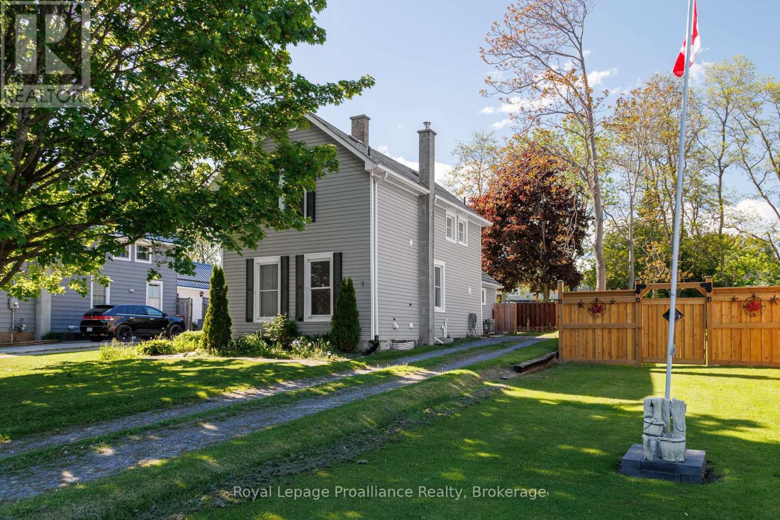 7 SIMMONS STREET, Cramahe, Ontario