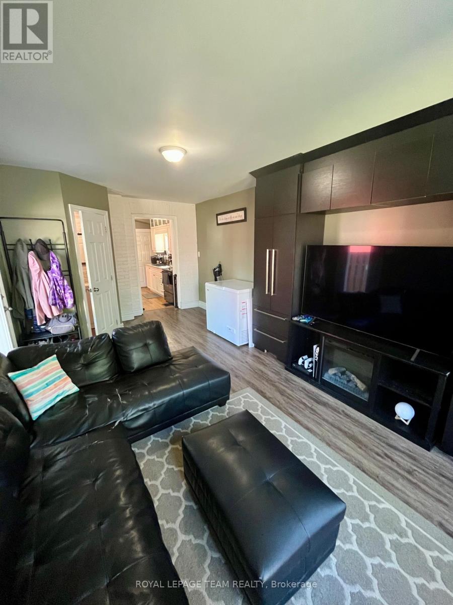 71 Argyle Street N, Renfrew, Ontario  K7V 1S7 - Photo 15 - X13239030