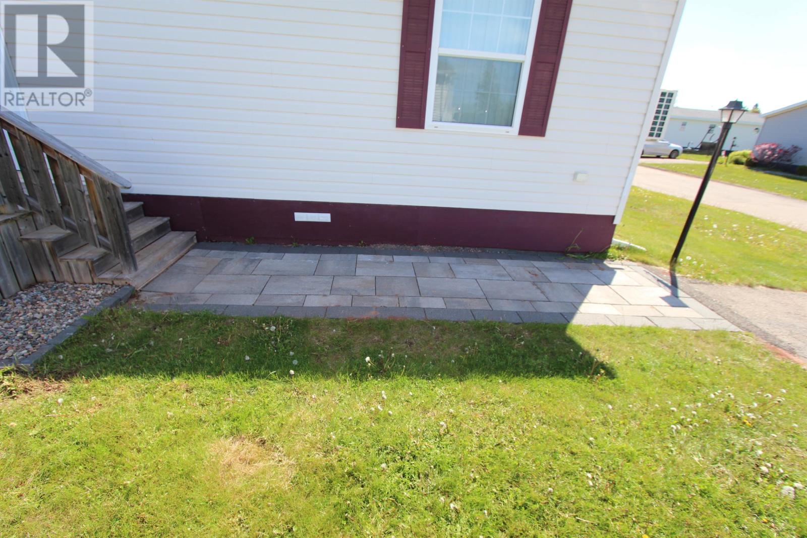 22 Cray Avenue, Summerside, Prince Edward Island  C1N 6R5 - Photo 4 - 202613208