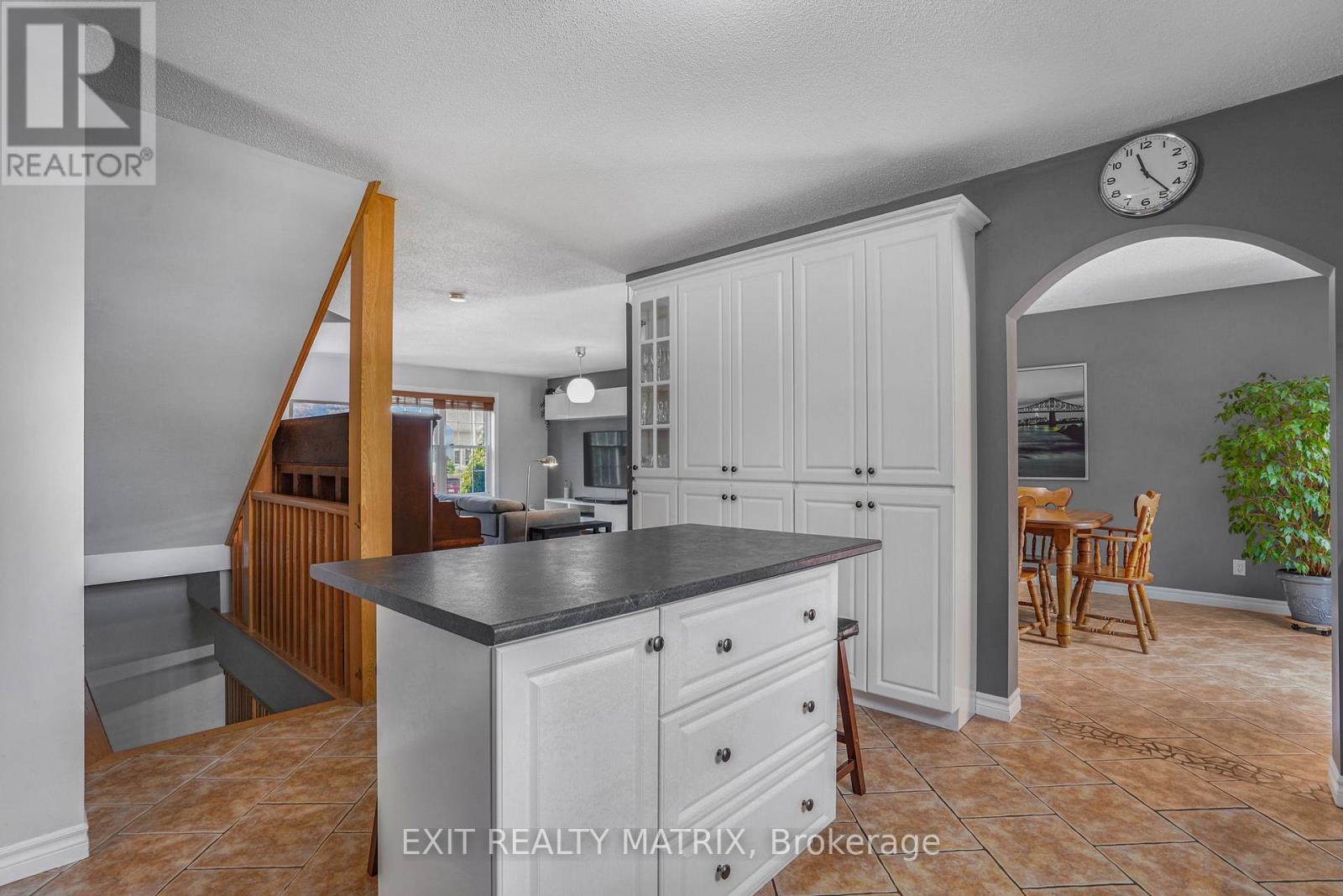 1045 Sidney Street, Hawkesbury, Ontario  K6A 3N2 - Photo 13 - X13239480