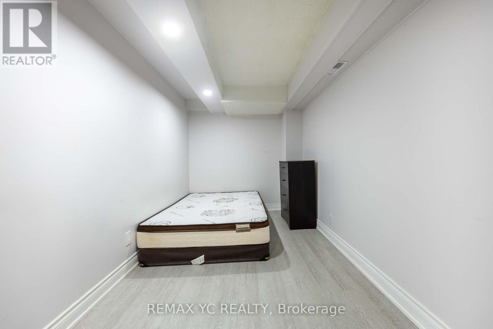 Bsmt - 34 Tulane Crescent, Toronto, Ontario  M3A 2C1 - Photo 20 - C13237082