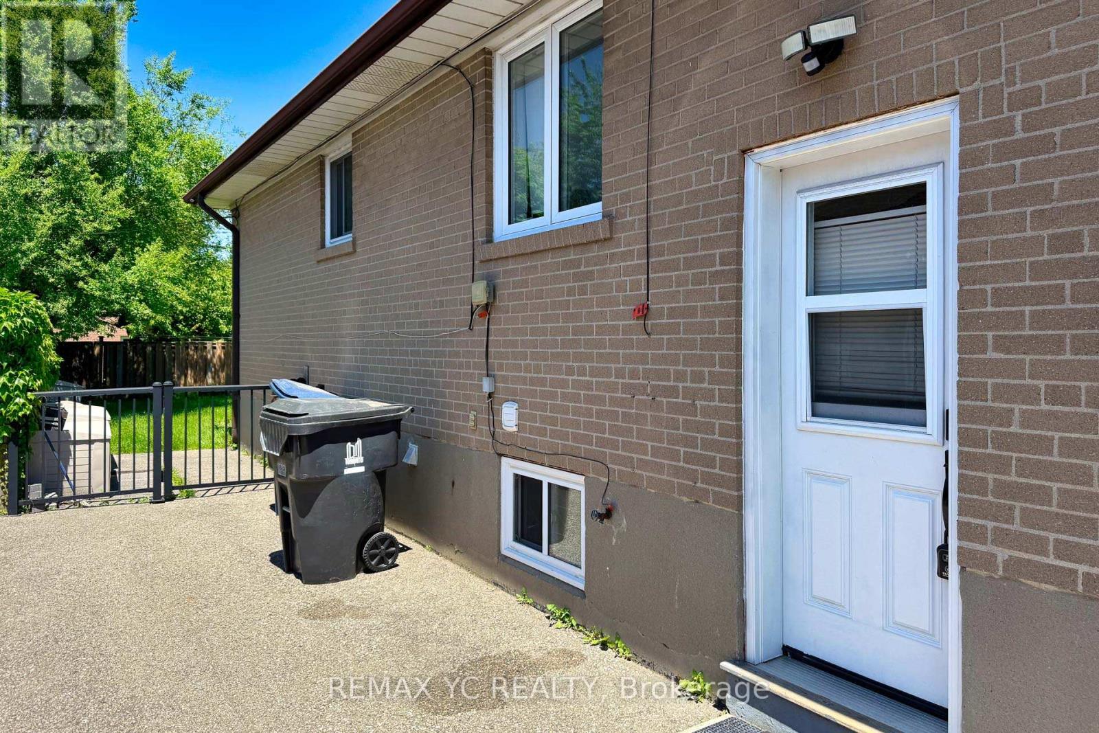 Bsmt - 34 Tulane Crescent, Toronto, Ontario  M3A 2C1 - Photo 5 - C13237082