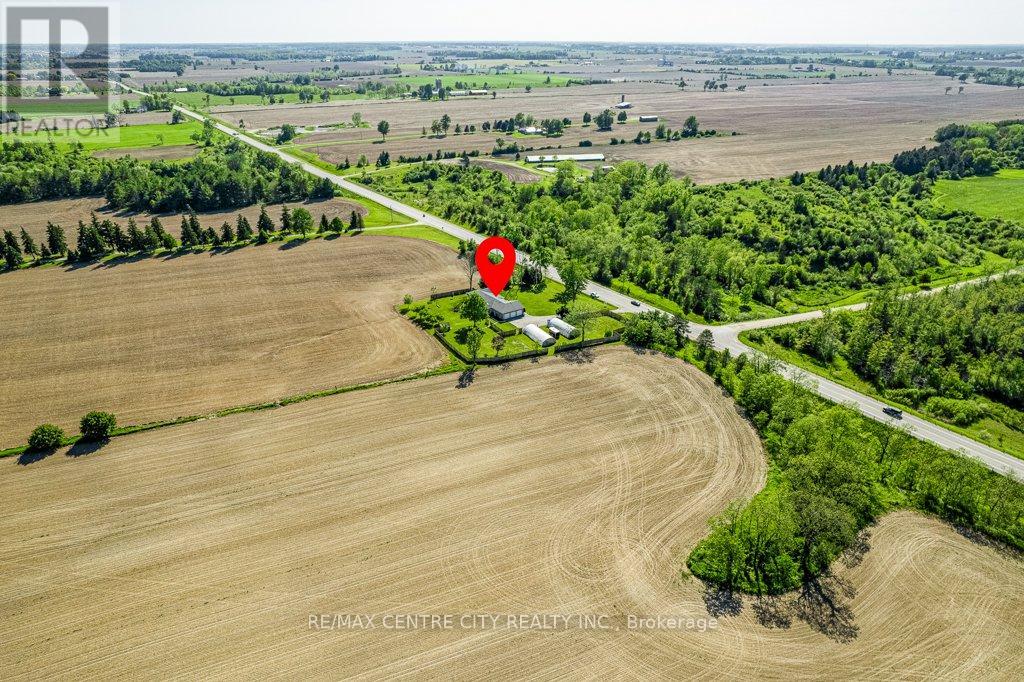 34135 Talbot Line, Southwold, Ontario  N0L 2E0 - Photo 47 - X12963642