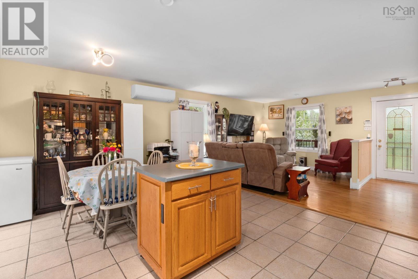 229 Mcgrath Avenue, Rawdon, Nova Scotia  B0N 2N0 - Photo 11 - 202613226