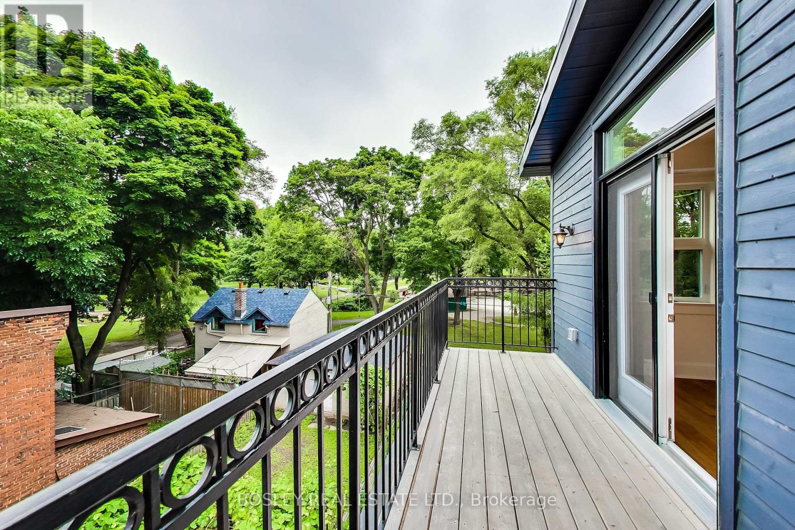 3 - 10 Sylvan Avenue, Toronto, Ontario  M6H 1G3 - Photo 2 - C13239078