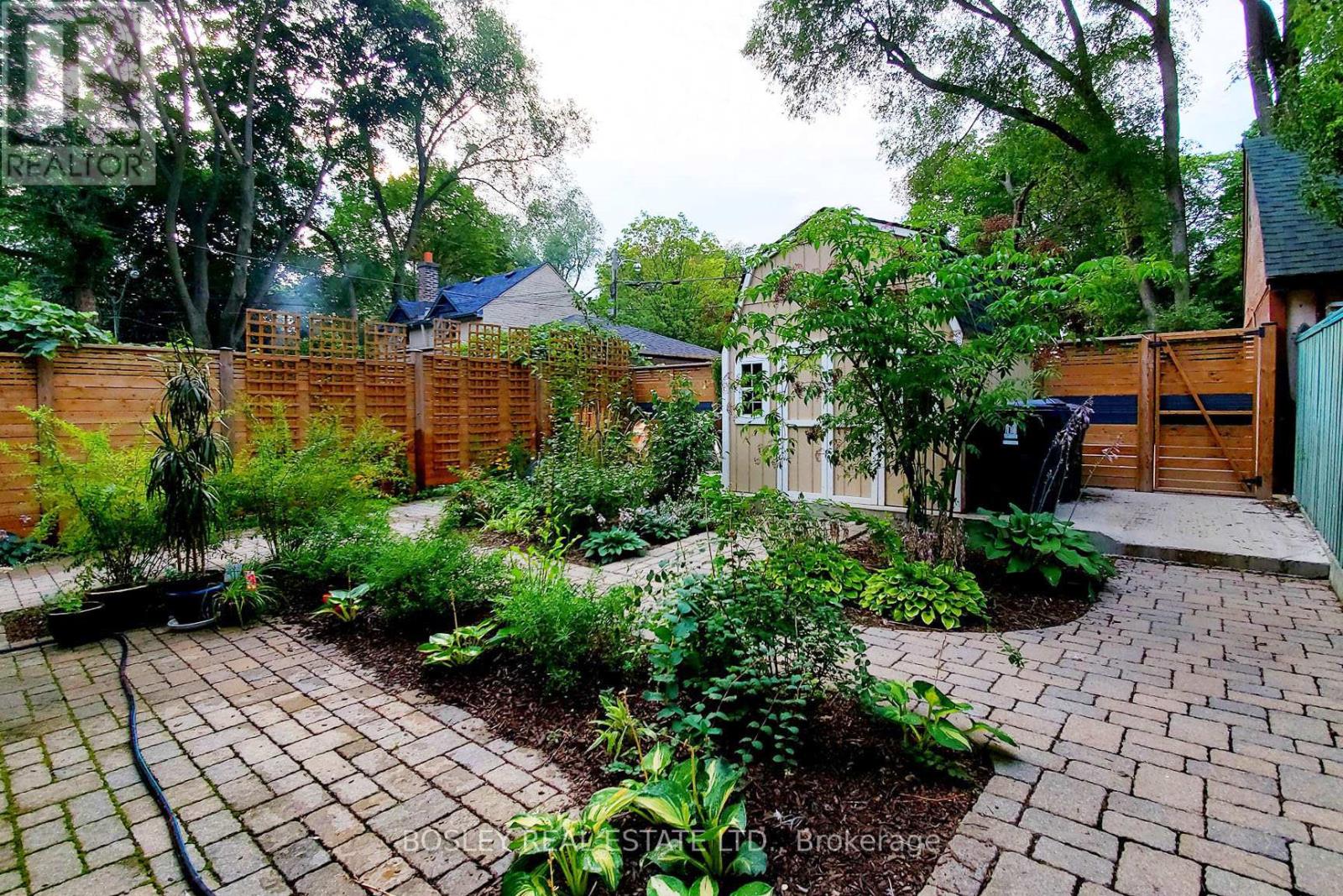 3 - 10 Sylvan Avenue, Toronto, Ontario  M6H 1G3 - Photo 8 - C13239078