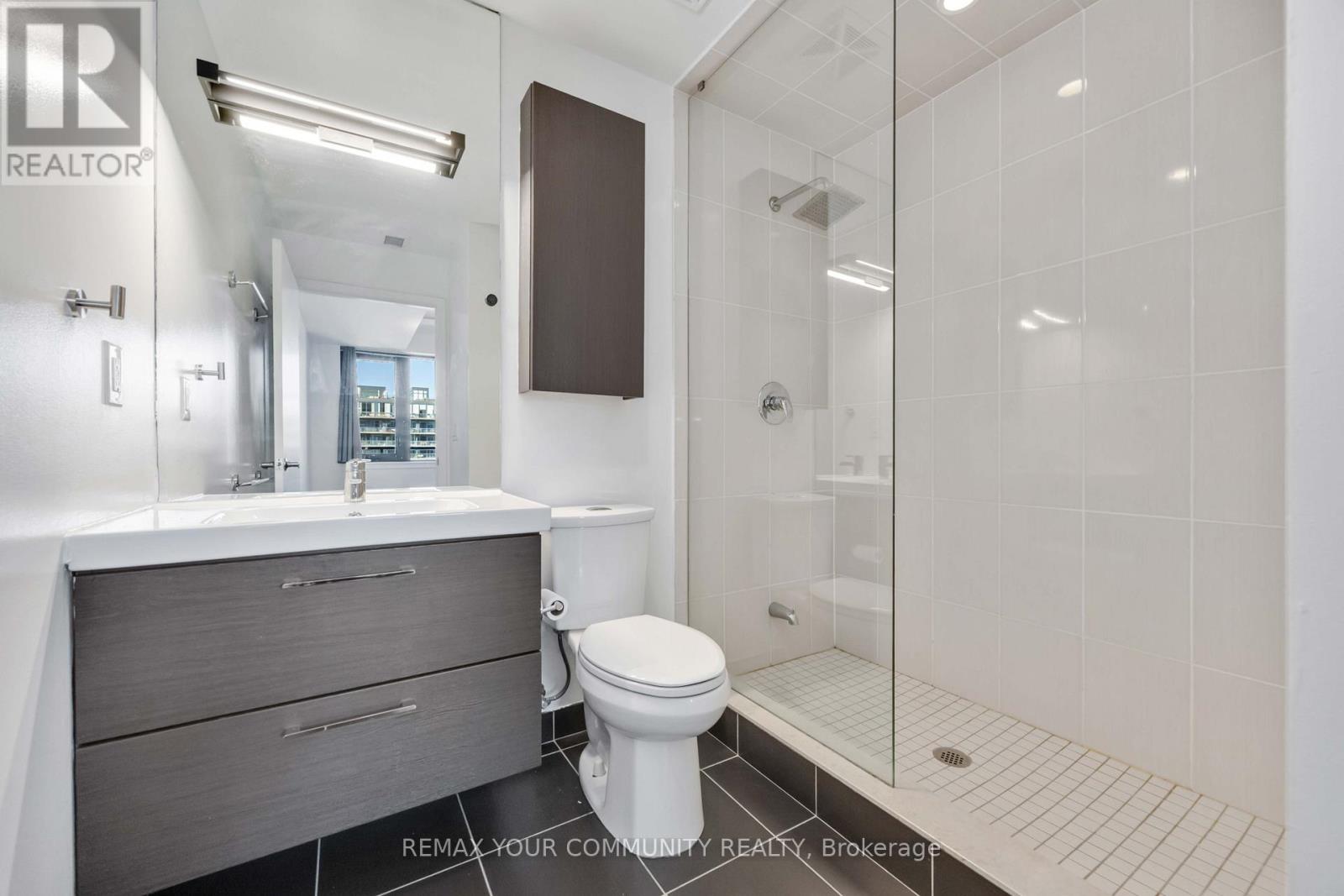 1003 - 400 Wellington Street W, Toronto, Ontario  M5V 1E3 - Photo 19 - C13239140
