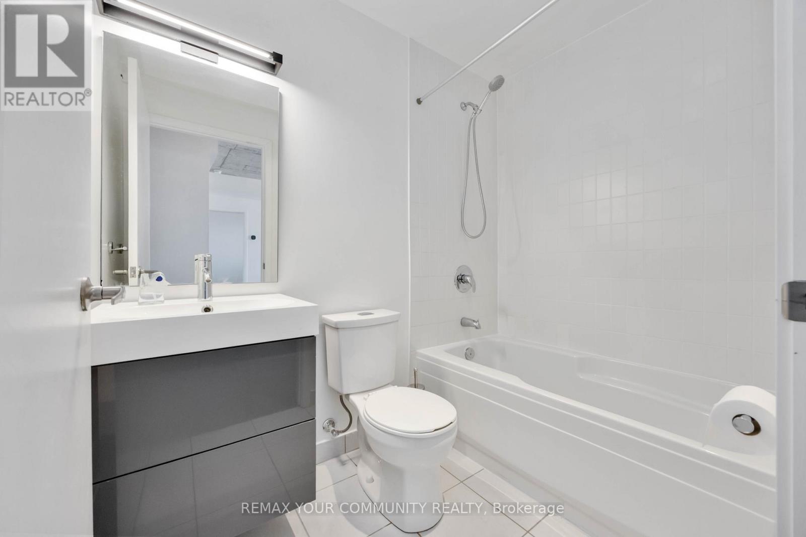 1003 - 400 Wellington Street W, Toronto, Ontario  M5V 1E3 - Photo 26 - C13239140