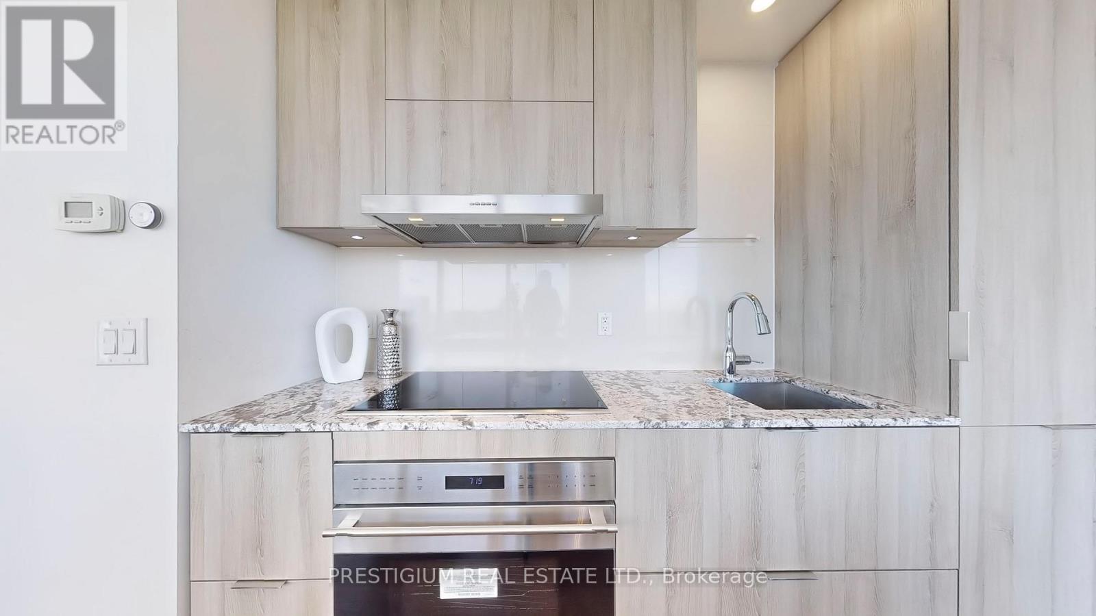 4204 - 1 Bloor Street E, Toronto, Ontario  M4W 0A8 - Photo 9 - C13239194