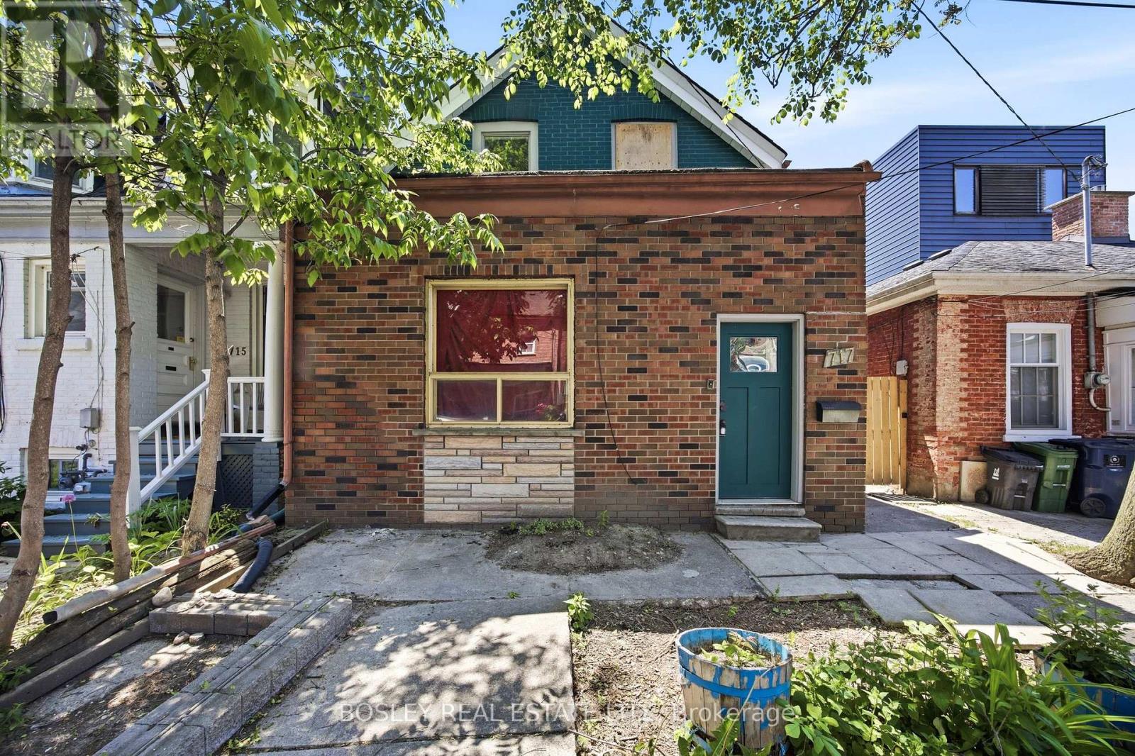717 Richmond Street W, Toronto, Ontario  M6J 1C4 - Photo 2 - C13239230