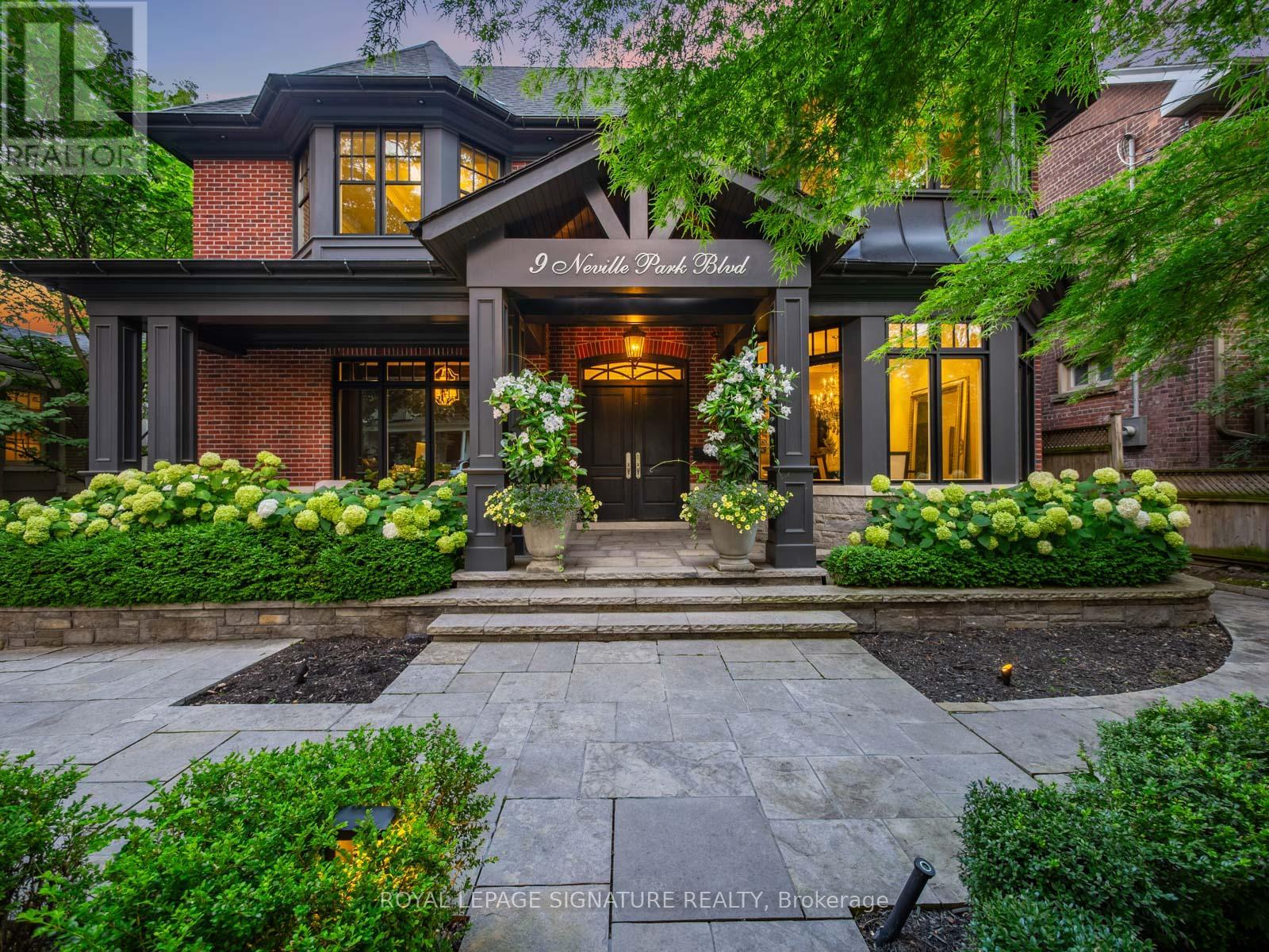 9 NEVILLE PARK BOULEVARD, Toronto, Ontario