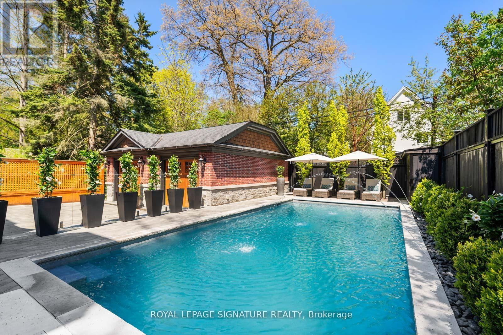 9 Neville Park Boulevard, Toronto, Ontario  M4E 3P5 - Photo 43 - E13239044