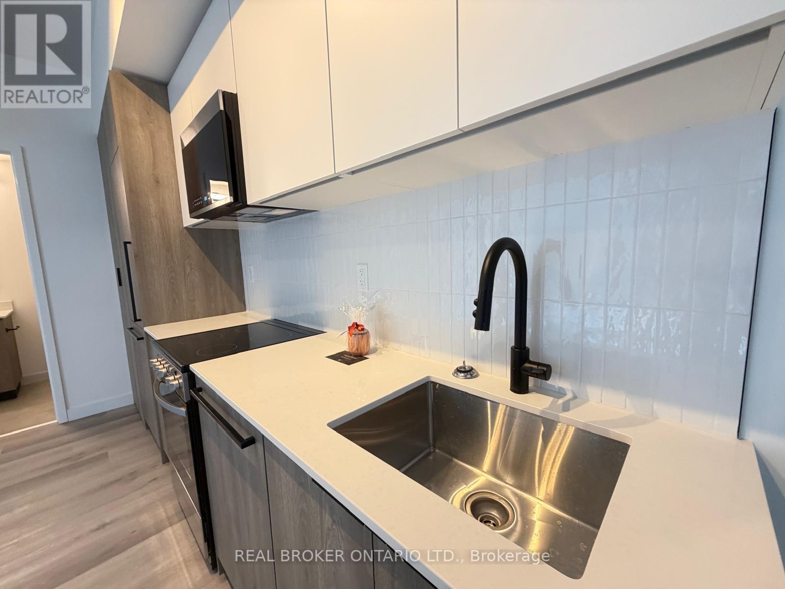 634 - 1635 Military Trail, Toronto, Ontario  M1C 1B2 - Photo 2 - E13239174