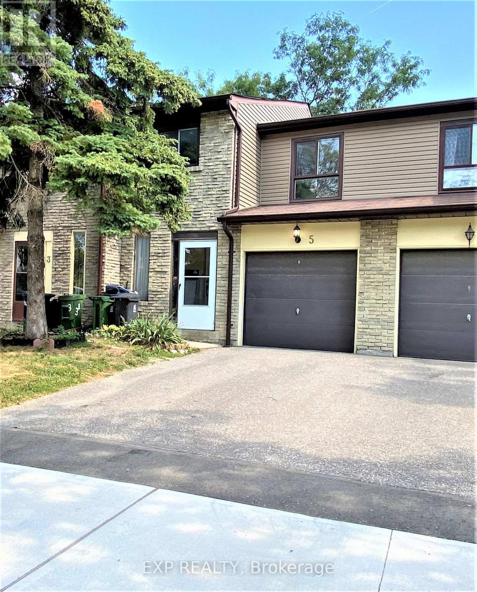 5 Thunder Grove, Toronto, Ontario  M1V 1V1 - Photo 2 - E13239186
