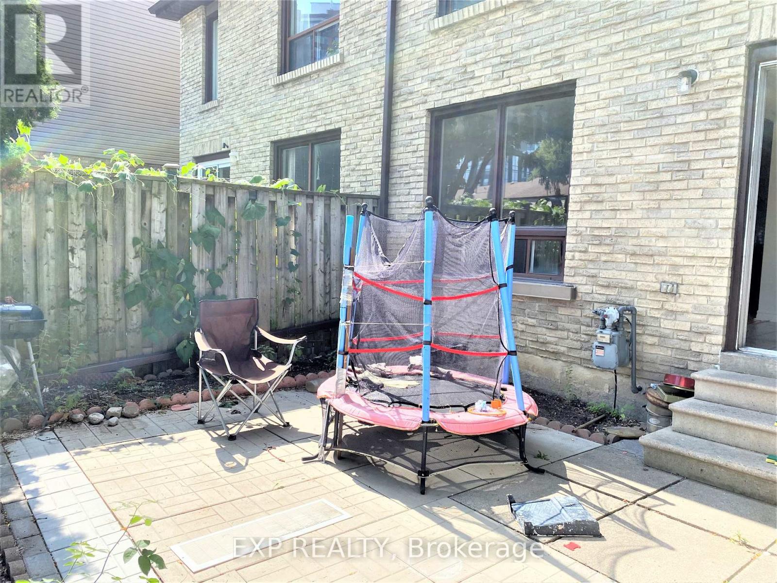 5 Thunder Grove, Toronto, Ontario  M1V 1V1 - Photo 28 - E13239186