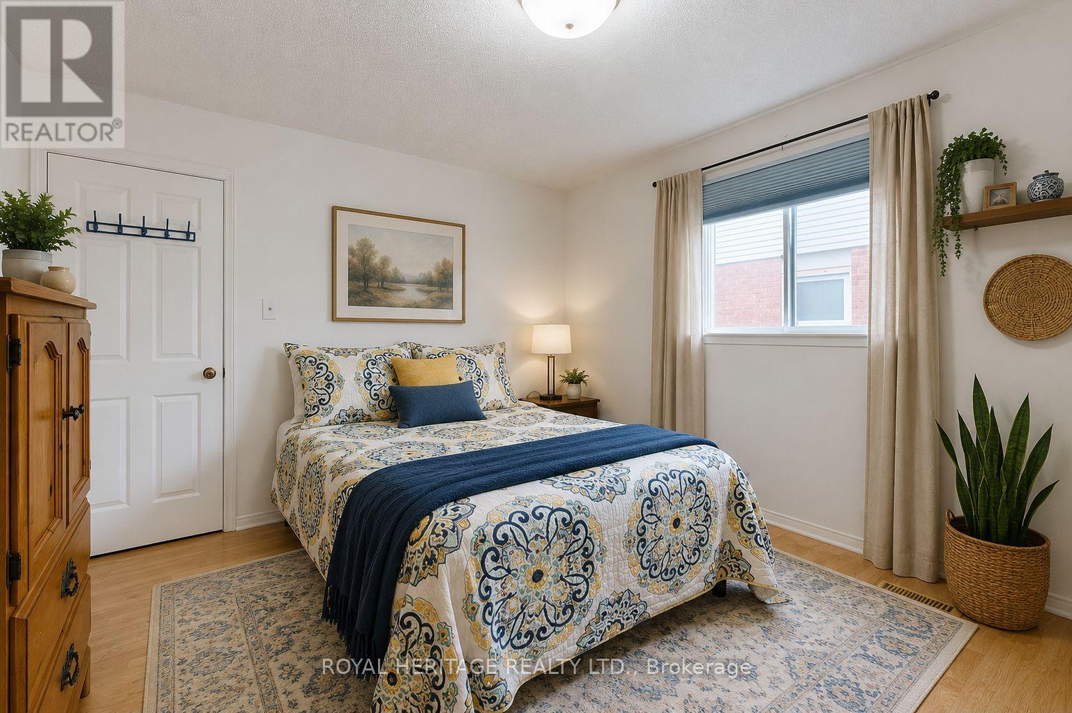22 Birdsilver Gardens N, Toronto, Ontario  M1C 4M5 - Photo 5 - E13239232