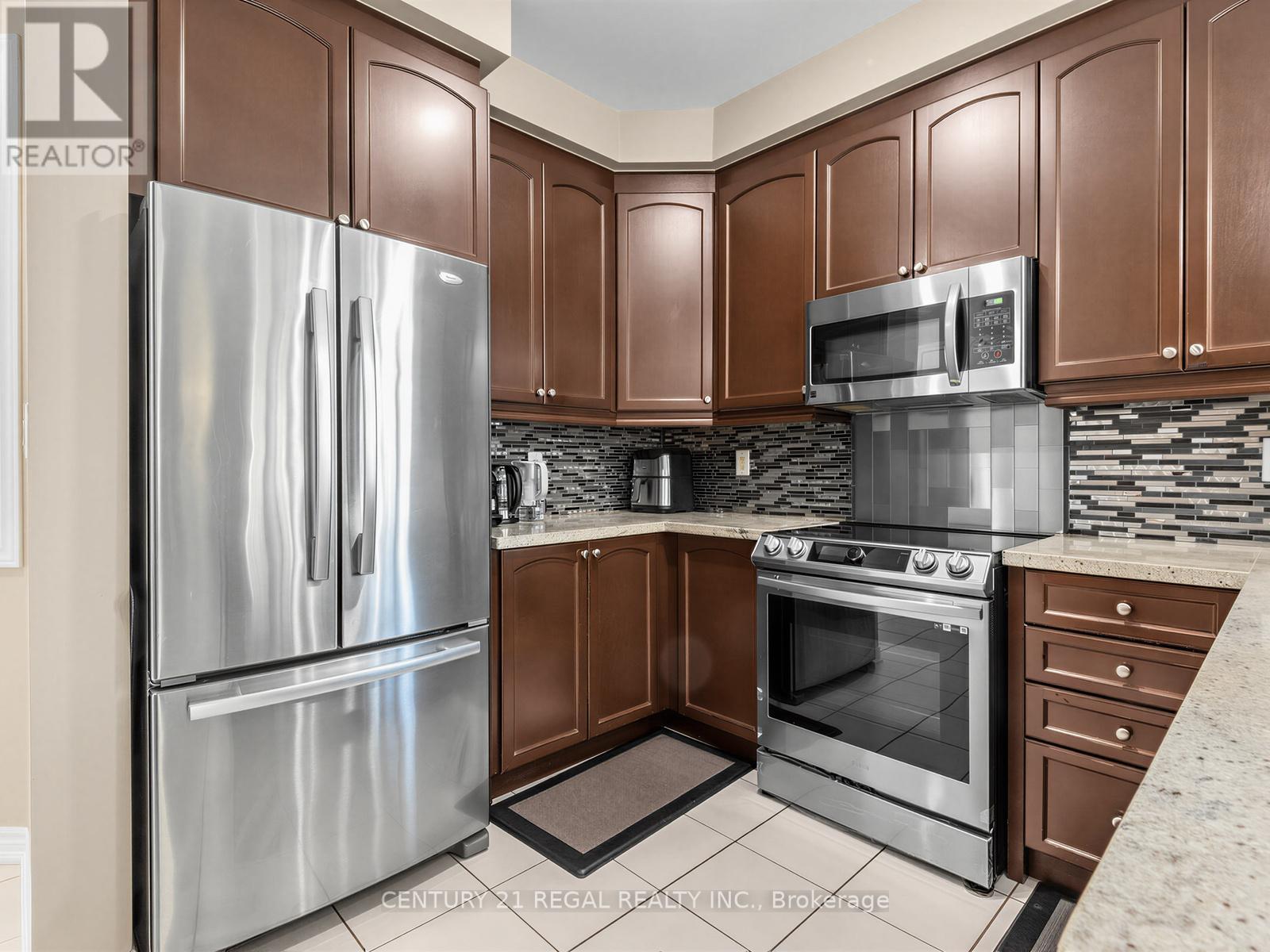 56 Gamble Drive, Ajax, Ontario  L1Z 0G8 - Photo 10 - E13239428