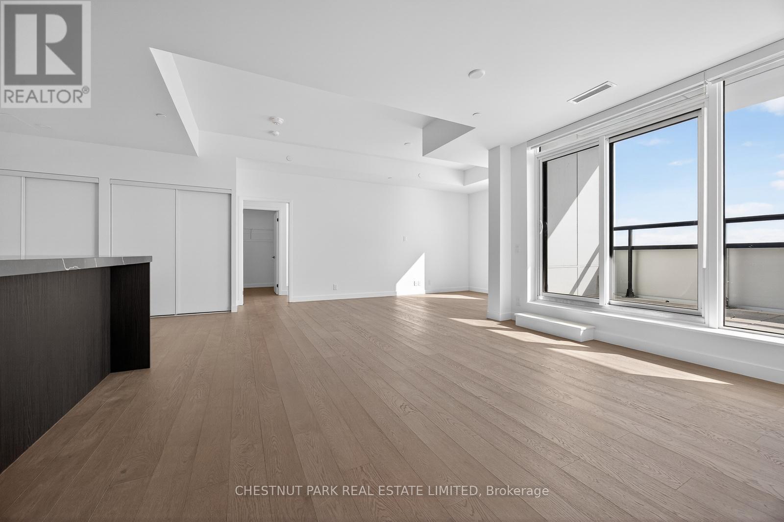 1502 - 1050 Eastern Avenue, Toronto, Ontario  M4L 0B7 - Photo 11 - E13239488