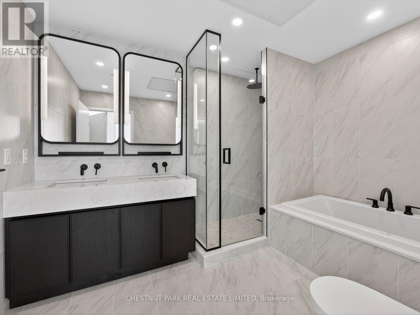 1502 - 1050 Eastern Avenue, Toronto, Ontario  M4L 0B7 - Photo 15 - E13239488