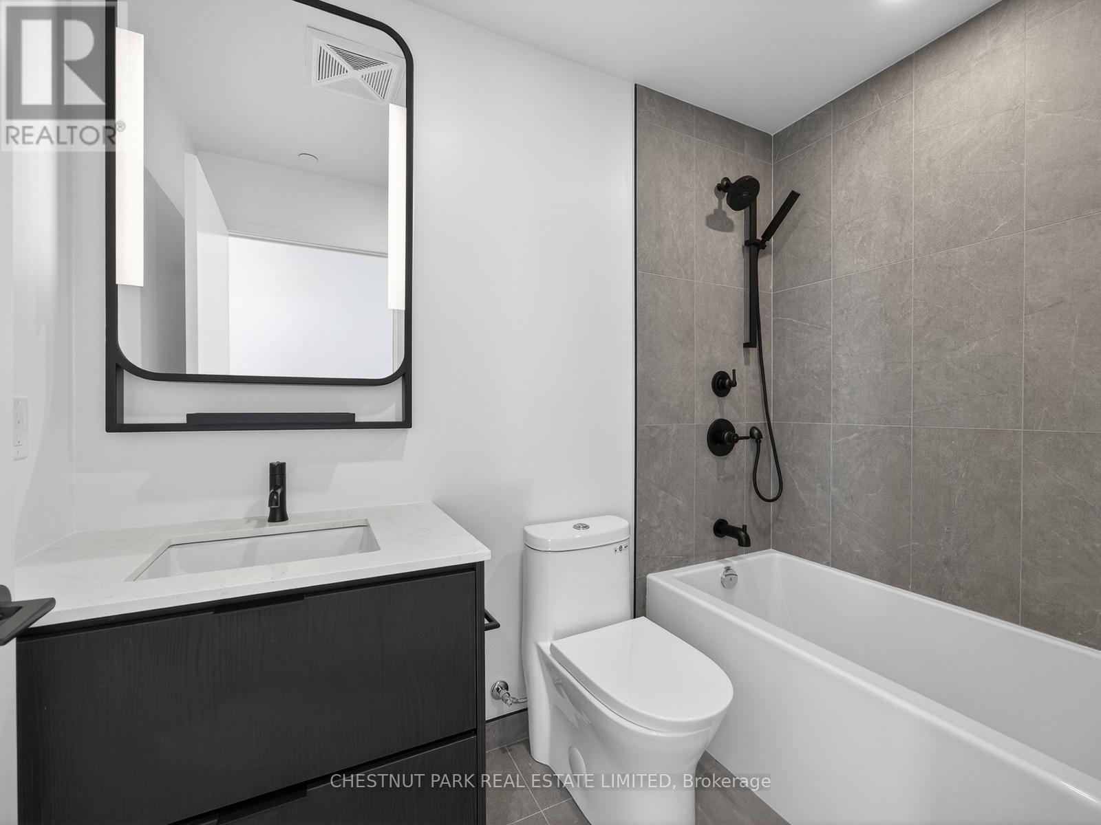 1502 - 1050 Eastern Avenue, Toronto, Ontario  M4L 0B7 - Photo 19 - E13239488