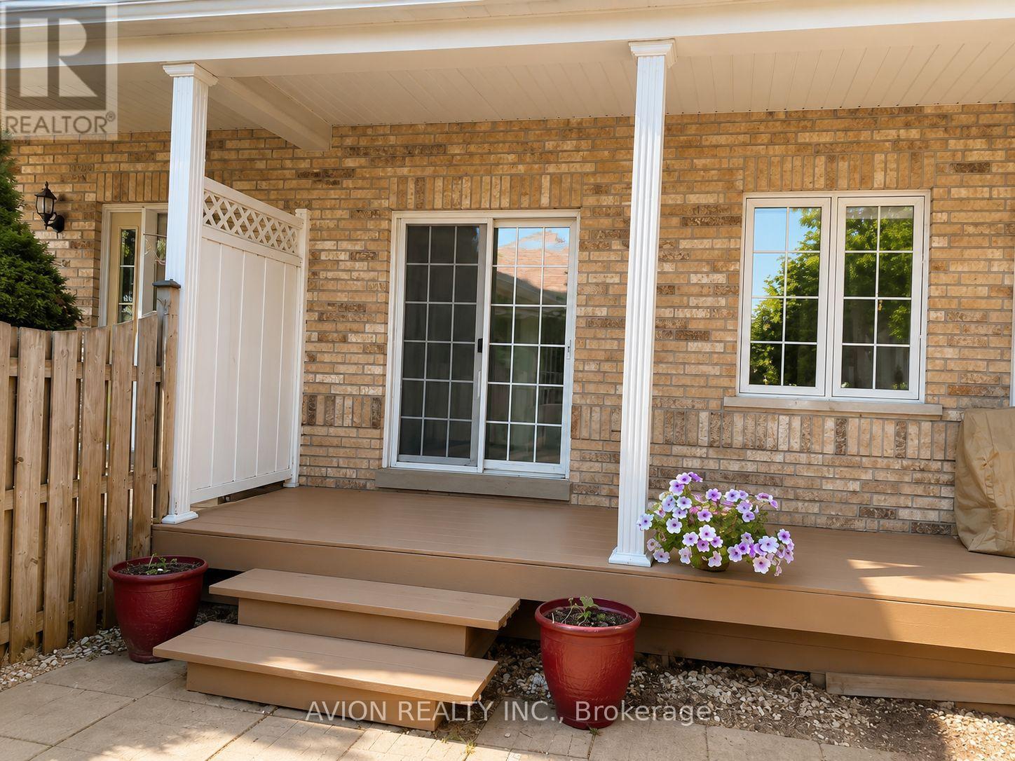 9 RIVERLANDS AVENUE, Markham, Ontario