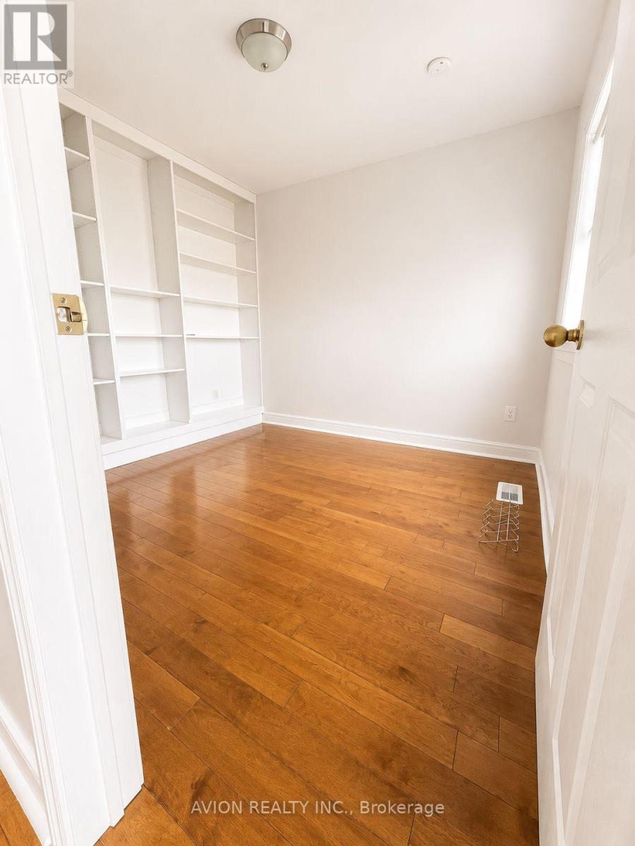 9 Riverlands Avenue, Markham, Ontario  L6B 1B5 - Photo 18 - N13239020