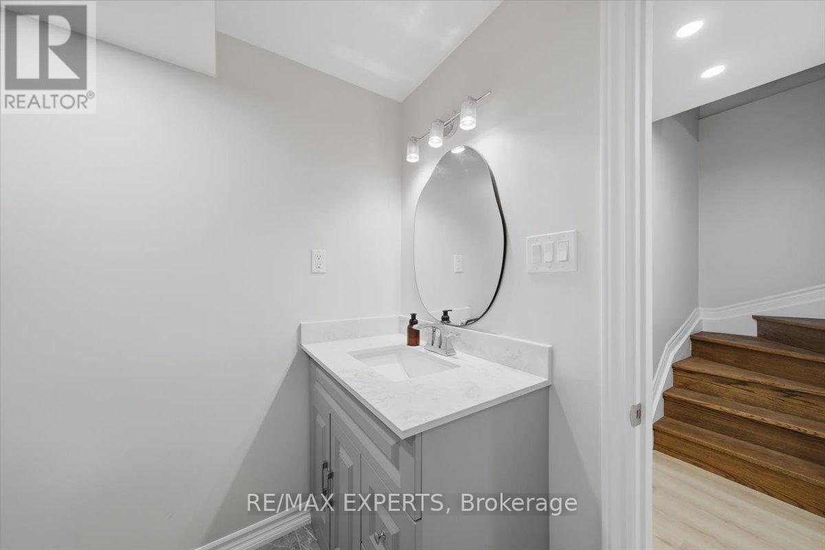 30 Zenith Avenue, Vaughan, Ontario  L0J 1C0 - Photo 37 - N13239096
