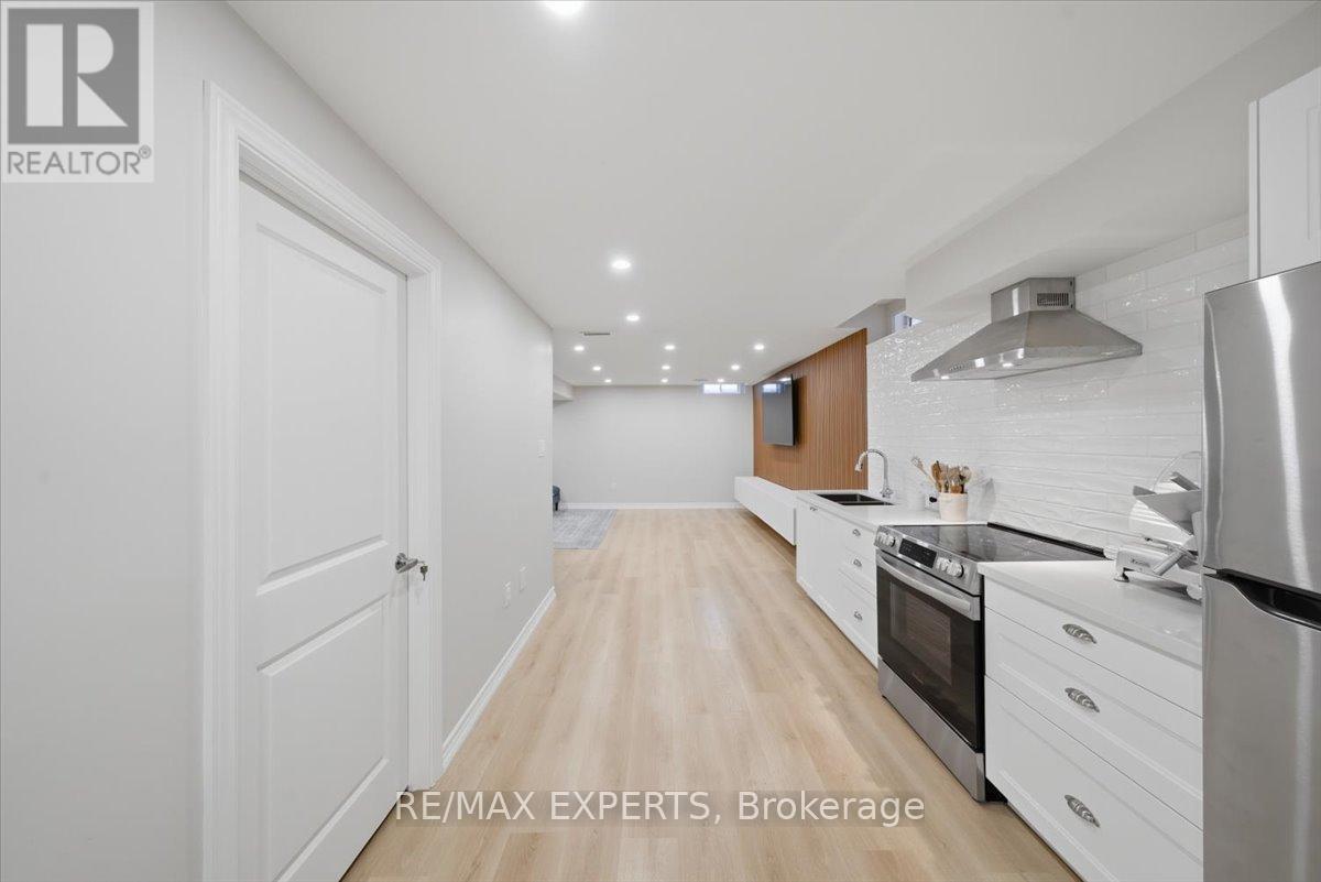 30 Zenith Avenue, Vaughan, Ontario  L0J 1C0 - Photo 38 - N13239096