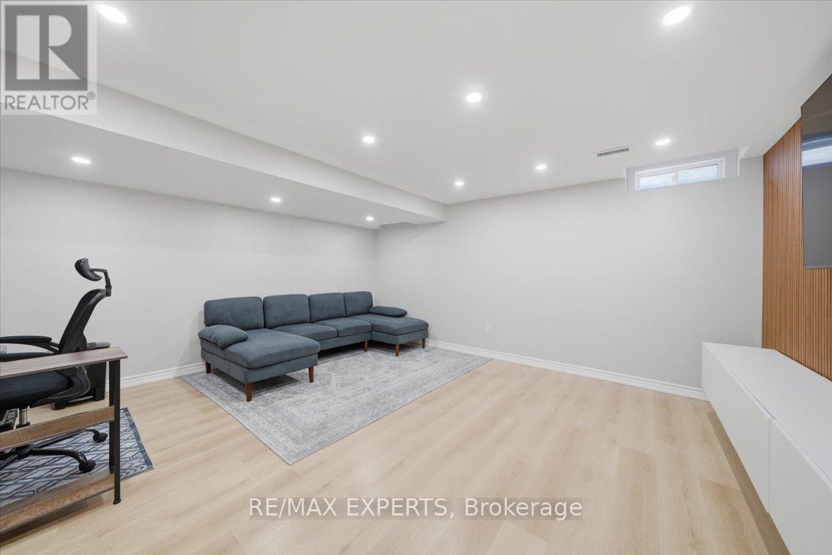 30 Zenith Avenue, Vaughan, Ontario  L0J 1C0 - Photo 42 - N13239096