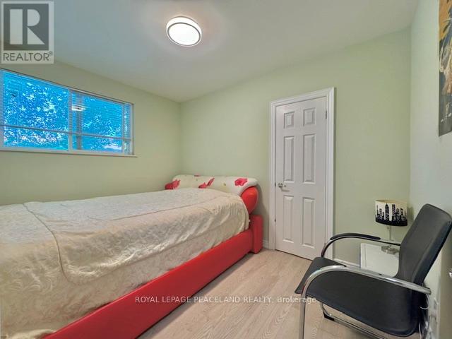 221 Browndale Crescent, Richmond Hill, Ontario  L4C 3H9 - Photo 10 - N13239218