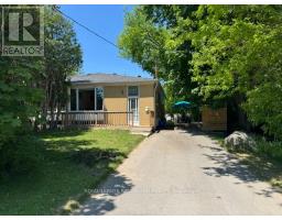 221 BROWNDALE CRESCENT, Richmond Hill, Ontario