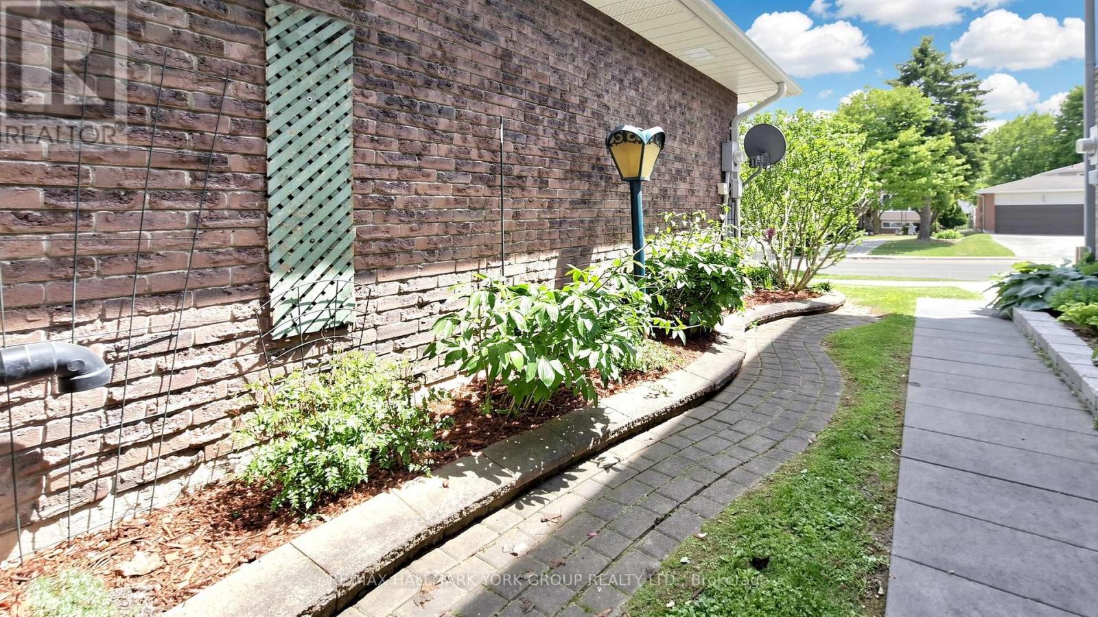 65 Porter Street, Bradford West Gwillimbury (Bradford), Ontario  L3Z 1E9 - Photo 25 - N13239258